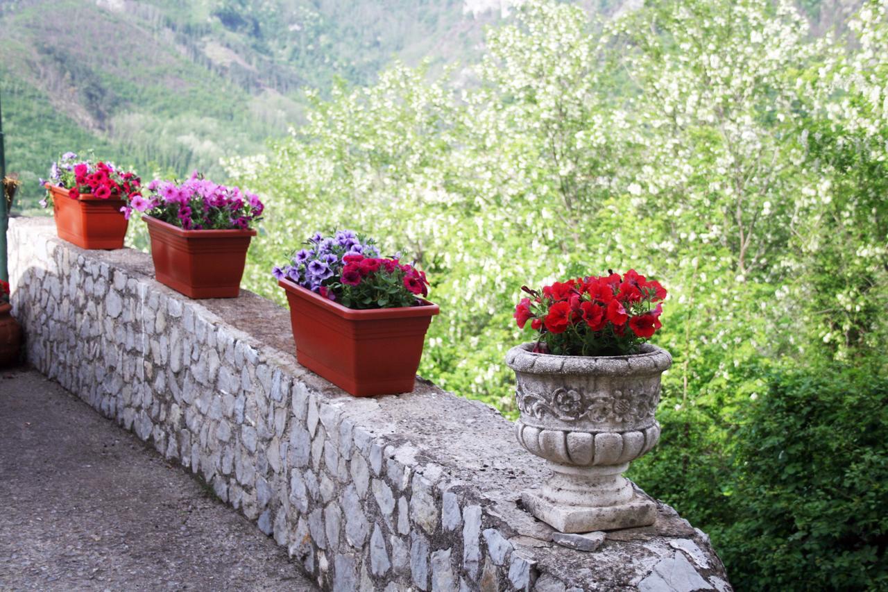 Tra I Monti Bed & Breakfast Tramonti Dış mekan fotoğraf